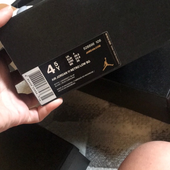 Jordan 11 - Picture 4 of 4